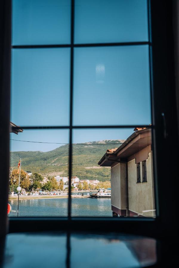 Villa Sara Lake View 奥赫里德 外观 照片